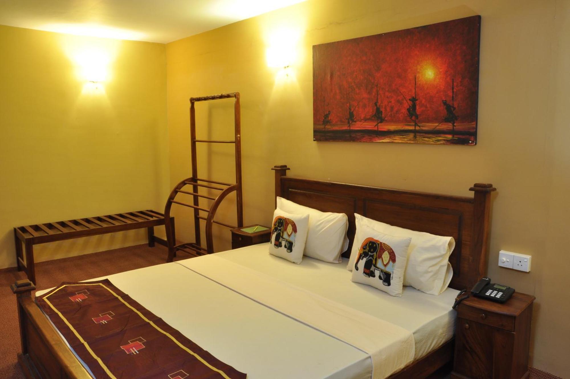 Hotel Tinaya Дамбулла Номер фото