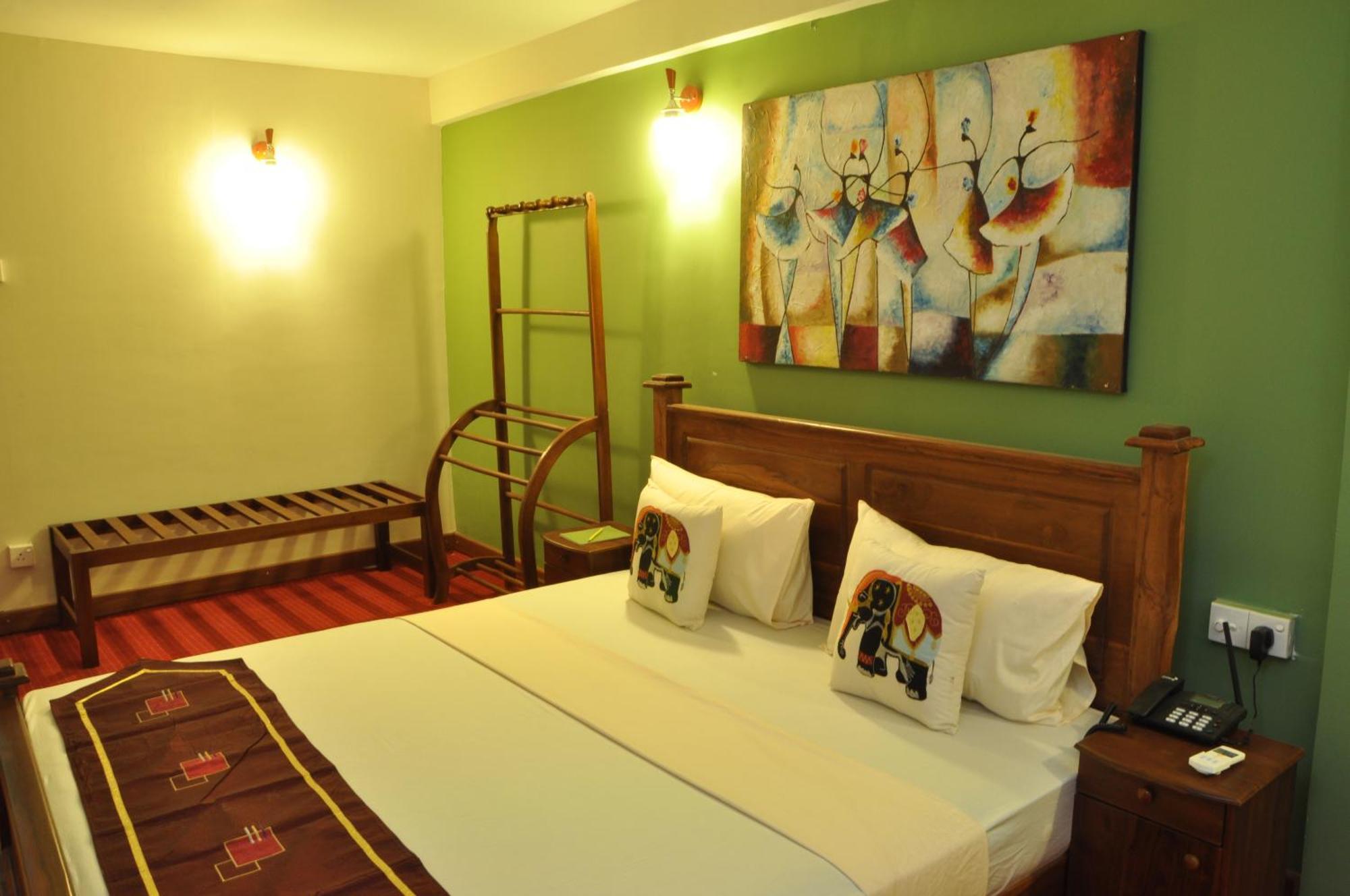 Hotel Tinaya Дамбулла Номер фото